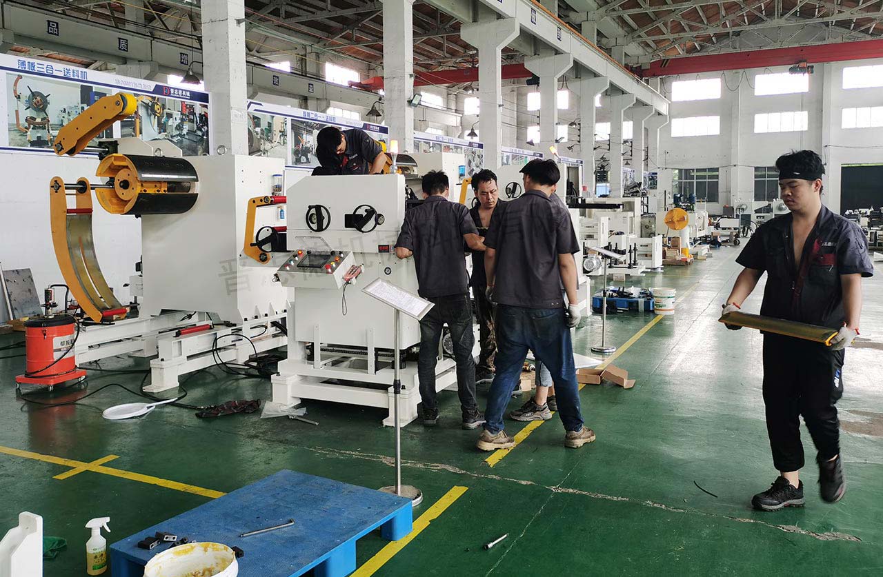 三合一送料機高溫假生產(chǎn)